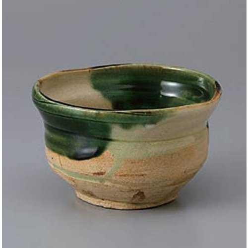 織部焼】ひょうきんな焼き物を好んだ古田織部 | Staff Blog 