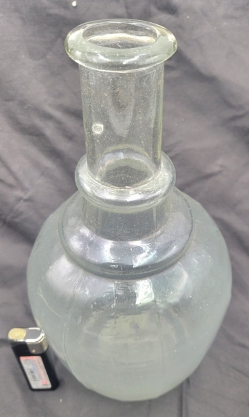 アンティーク　硝子瓶　ガラス　乳白色　時代物　骨董品、美術品
