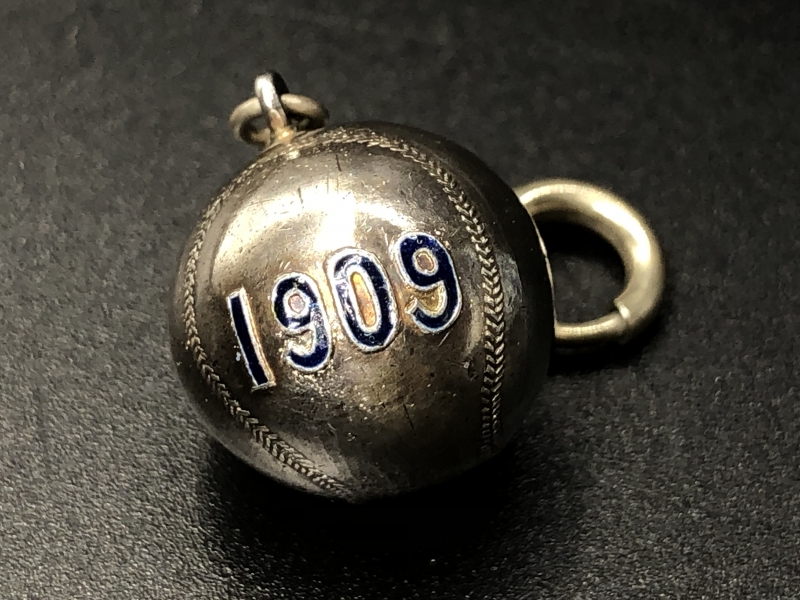 メジャーリーグ キーホルダー】 1909年 銀鍍金ボール型 デトロイト 