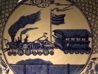 鉄道開業150年：文明開化洋風機関車紋様大皿　ｐ